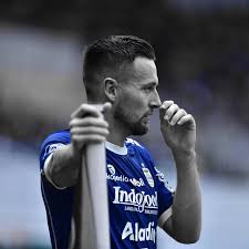 Marc Klok Ungkap Kunci Persib Juara Liga 1