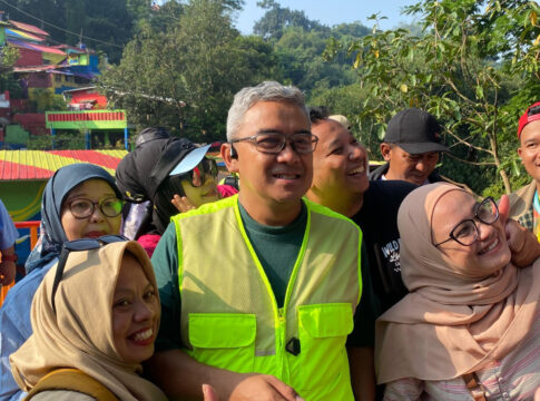 Wali Kota Bandung Muhammad Farhan usai meresmikan Lembur Katumbiri di RW 12, Kelurahan Dago, Kecamatan Coblong Kota Bandung Jabar Selasa (6/5/2025)