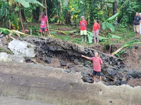 Poto: kondisi Check Dum di Ciganjeng Pangandaran hancur akibat banjir bandang