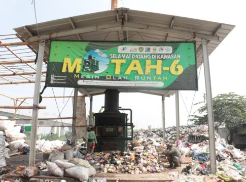 Kelurahan Cigondewah Kaler terus berinovasi dalam mengelola sampah dengan menggunakan mesin Motah (Olah Runtah). Setiap harinya, sekitar 4 - 5 ton -Ist-
