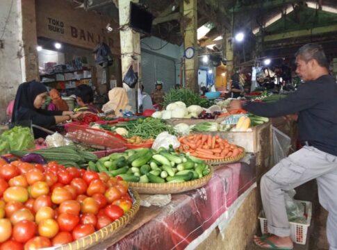 Ketpot: Pedagang sayuran di Pasar Manis Ciamis