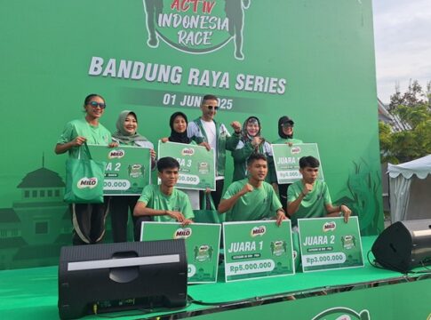Foto: Pemenang MILO ACTIV Indonesia Race 2025 Bandung Raya Series kategori 5K Putra dan Putri. (Arif)