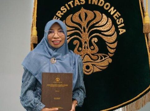 Atun Farihatun, mahasiswa Program Doktor Ilmu Biomedik Fakultas Kedokteran Universitas Indonesia (FKUI) yang juga menjabat sebagai Wakil Ketua I Bidang Akademik STIKes Muhammadiyah Ciamis
