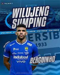 gelandang asal Brasil, Rosembergne da Silva, atau yang lebih dikenal dengan nama Berguinho