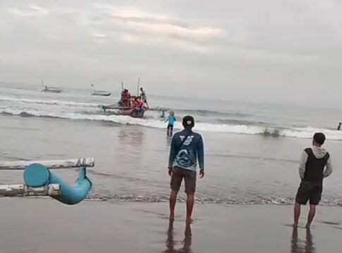 pantai barat panagndaran fokusjabar.id