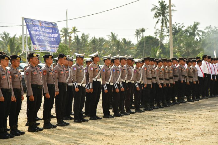 Poto: Suasana apel gelar pasukan Senin pagi, (14/7/2025) di Mako Polres Pangandaran.