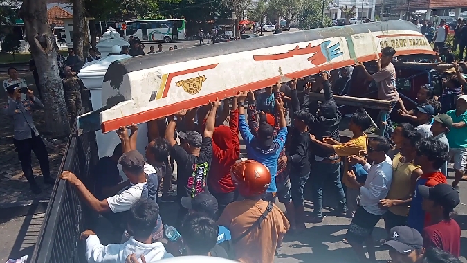 Poto: Suasana demo Nelayan di Pangandaran