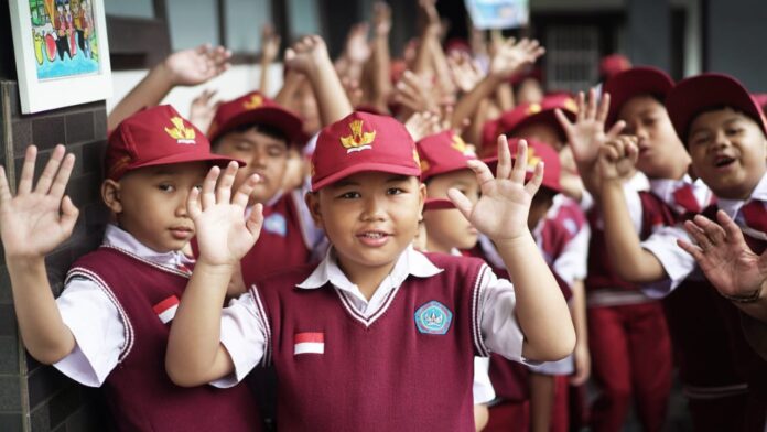 Pemerintah Kota (Pemkot) Bandung akan menerapkan aturan baru terkait penggunaan handphone (HP) dilingkungan sekolah -Foto Ist-