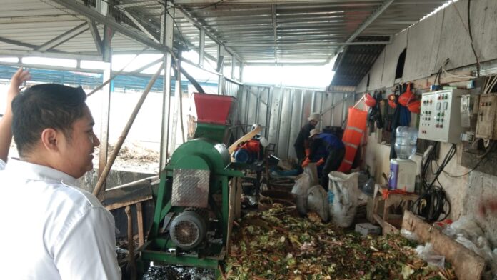 Tempat Pengelolaan Sampah Organik di Pasar Induk Gedebage Kota Bandung