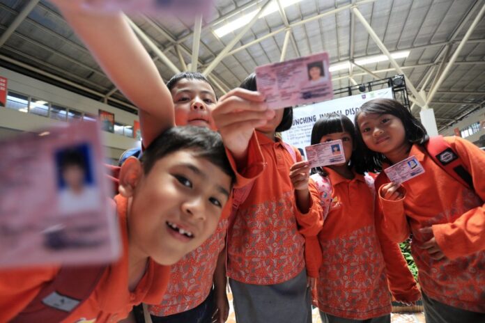 Dalam rangka memperingati Hari Anak Nasional (HAN) Tahun 2025, Kota Bandung Bakal Bagikan 52.000 Kartu Identitas Anak Siap Pecahkan Rekor Muri -Ist-