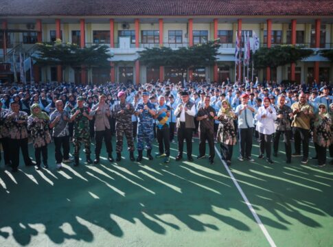 Pemerintah Kota (Pemkot) Bandung menggulirkan program penguatan pendidikan karakter bagi siswa SMP -Ist-
