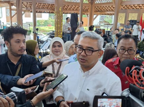 Wali Kota Bandung Muhammad Farhan di Pendopo Jalan Dalem Kaum Kota Bandung Jumat (15/8/2025)