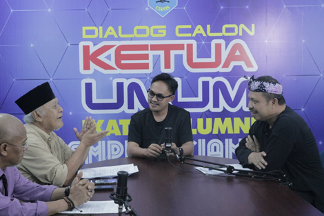 Shenna Rizkantya saat melaksanakan Podcast dalam rangkaian kegiatan Pemilihan IKA SMPN 1 Ciamis