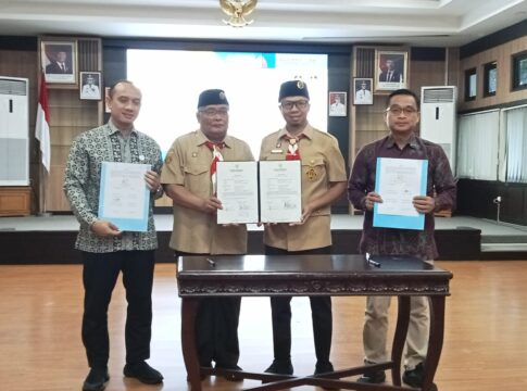 Ket foto : Penandatanganan Kerjasama Wali Kota Tasikmalaya bersama sejumlah Pimpinan Rumah Sakit dalam program Panda Binangkit di Aula Utama Balekota Tasikmalaya (fokusjabar/Seda)