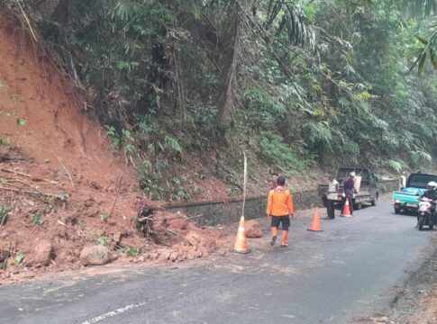 Ketpot: lokasi tebing longsor di wilayah Desa Cimaragas Ciamis