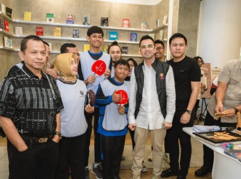 Caption: Tiga anak berkebutuhan khusus yang menorehkan prestasi di kancah nasional