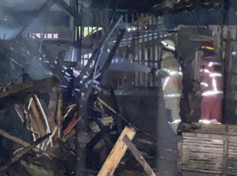 rumah bariah kebakaran fokusjabar.id