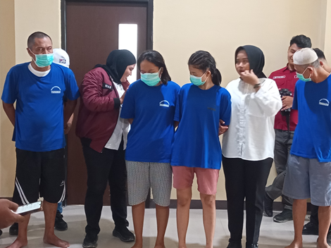 Poto; Empat tersangka Tipu Gelap uang sebesar Rp 430 Juta BPBD Pangandaran.