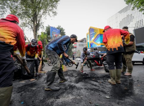 Kepala Dinas Lingkungan Hidup (DLH) Kota Bandung, Darto menyampaikan, pentingnya menjaga kebersihan, keindahan dan ketertiban kota demi mendukung sektor jasa yang menjadi tulang punggung perekonomian Kota Bandung -Ist-
