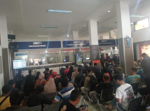 Hari Terakhir Pemutihan Pajak, P3DW/Samsat Ciamis Dipadati Wajib Pajak