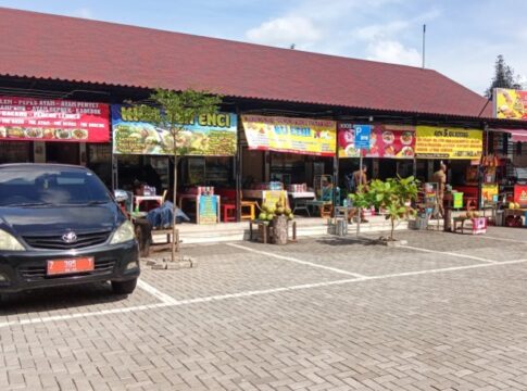 pedagang rest area fokusjabar.id