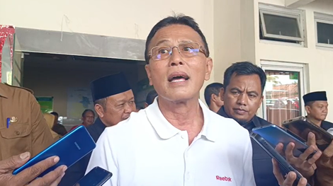 Bupati Ciamis Herdiat Sunarya langsung meluncur ke Puskesmas Pamarican untuk memantau kondisi para siswa