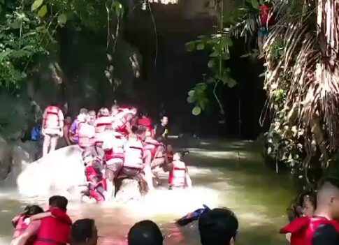 Poto: Suasana di objek wisata Citumang Pangandaran.