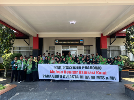 Poto: Suasana para Guru honorer di Pangandaran Audensi ke DPRD