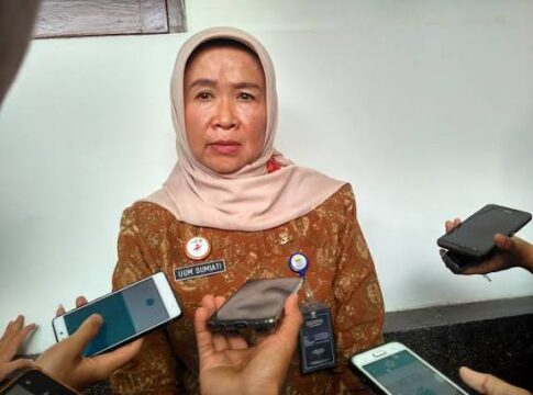 Kepala Dinas Pemberdayaan Perempuan dan Perlindungan Anak (DP3A) Kota Bandung, Uum Sumiati