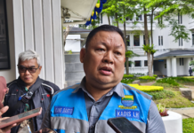 Kepala Dinas Lingkungan Hidup (DLH) Kota Bandung Darto