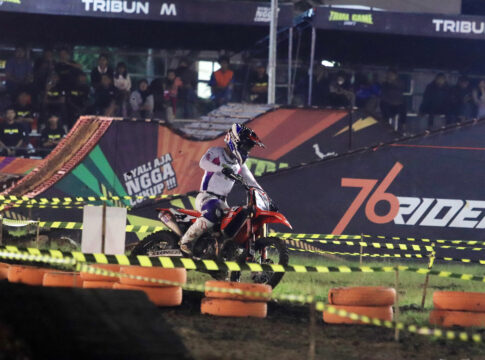 Trial Game Dirt Tritan Point