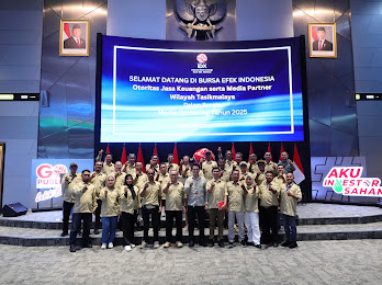 Ket foto : Para Insan Media Ojk Tasikmalaya, Berkunjung Ke Bursa Efek Indonesia (BEI) di Jakarta (fokusjabar/Seda)