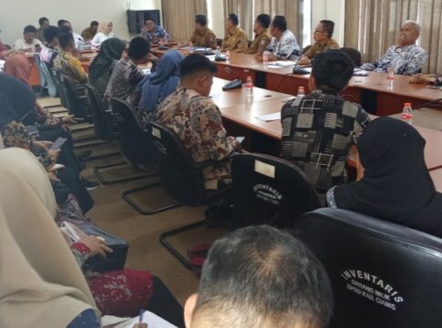 Ketpot: Honorer guru saat audensi dengan anggota DPRD Ciamis