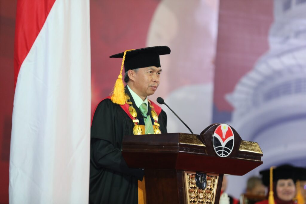 wisuda UPI