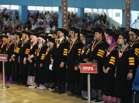 wisuda UPI