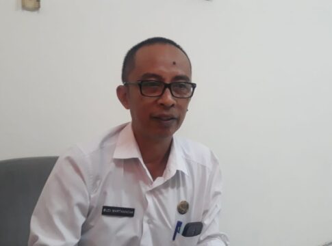 Wakil Direktur RSUD dr. Soekardjo, Budi Martannova