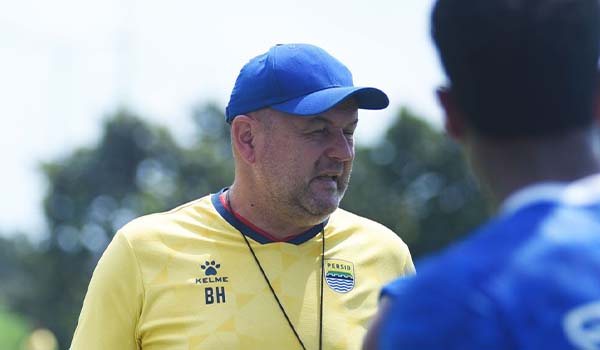 Bojan Hodak fokusjabar.id