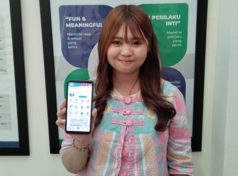 Ket photo : Verlita Liston (20), salah satu Peserta JKN yang merasakan manfaat program Rehab dari BPJS Kesehatan (fokusjabar/Seda)