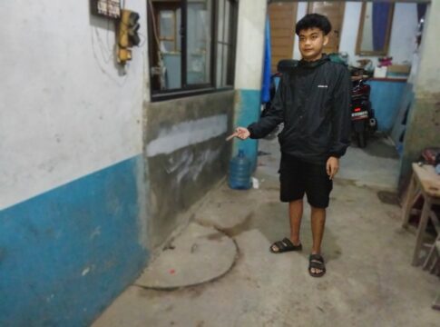 Ketpot: Fauzi pemilik sepeda motor yang di curi menunjukan tempat parkir sepedar motor nya