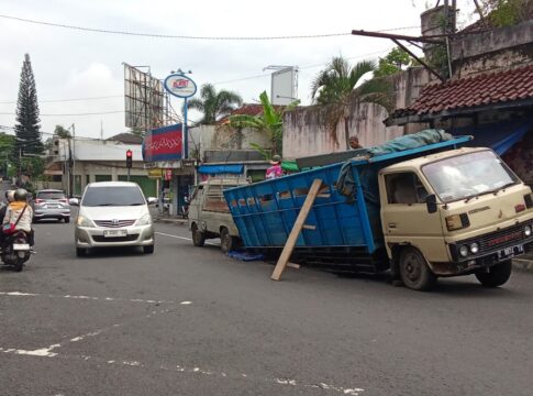truk pasir fokusjabar.id