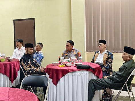 Poto: Suasana Kapolres Pangandaran AKBP Andri Kurniawan bertemu dengan Forum Kerukunan Umat Beragama (FKUB).