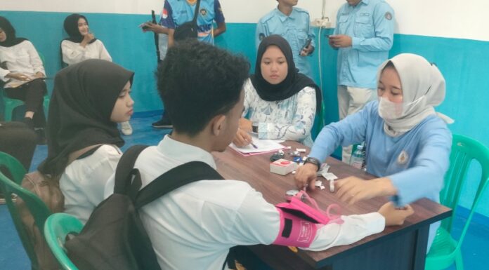 Poto: Suasana saat cek kesehatan daftar calon SPPG Sindangwangi Pangandaran.