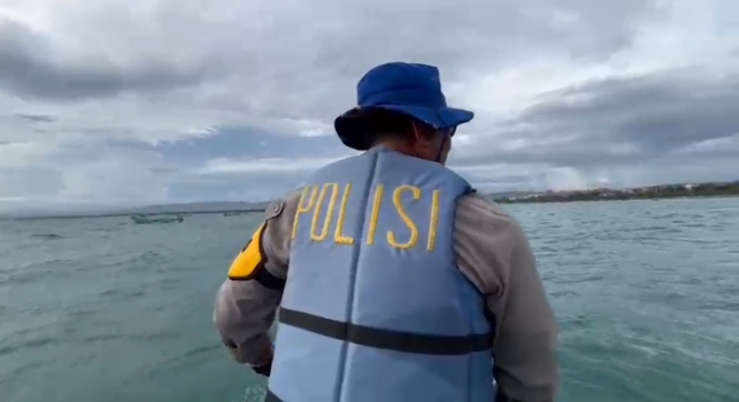 Poto: Suasana saat patroli menggunakan Jet Skie di Pantai Pangandaran.