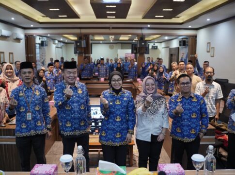 Ketfot: ick Off Meeting Perencanaan Pembangunan Daerah Kabupaten Garut Tahun 2027 , di Aula Bappeda, Jalan Patriot, Kamis (18/12/2025).