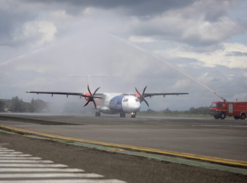 Penerbangan perdana Wings Air rute Semarang–Bandung resmi mendarat di Bandara Husein Sastranegara -Ist-
