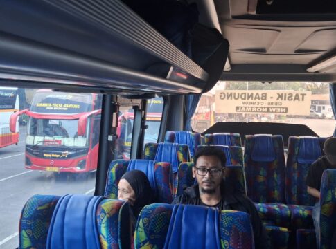 Muhammad Aljufri Bersama Anak dan Istri Terlantar Berhari-hari di Kota Bandung