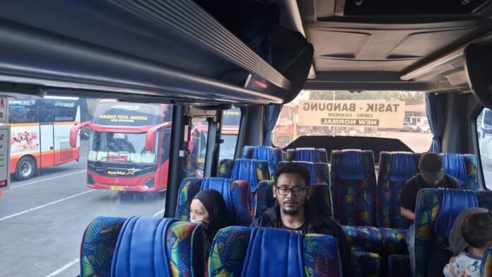 Muhammad Aljufri Bersama Anak dan Istri Terlantar Berhari-hari di Kota Bandung