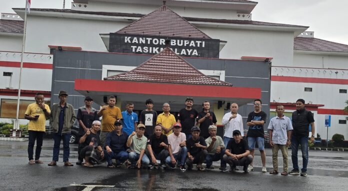 kades pasirbatang @fokusjabar.id