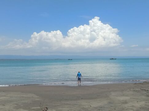 pantai batu karas pangandaran@fokusjabar.id
