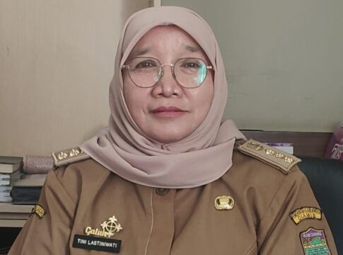 Keterangan Foto: Sekretaris BKPSDM Kabupaten Ciamis, Ir. Tini Lastiniwati, M.P., Selasa (02/12/2025).